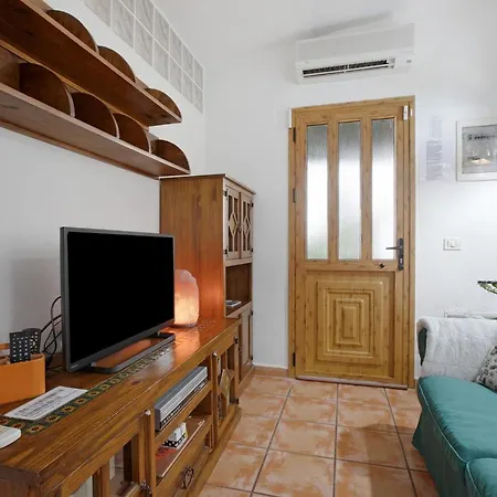 La Morra House With Jacuzzi
